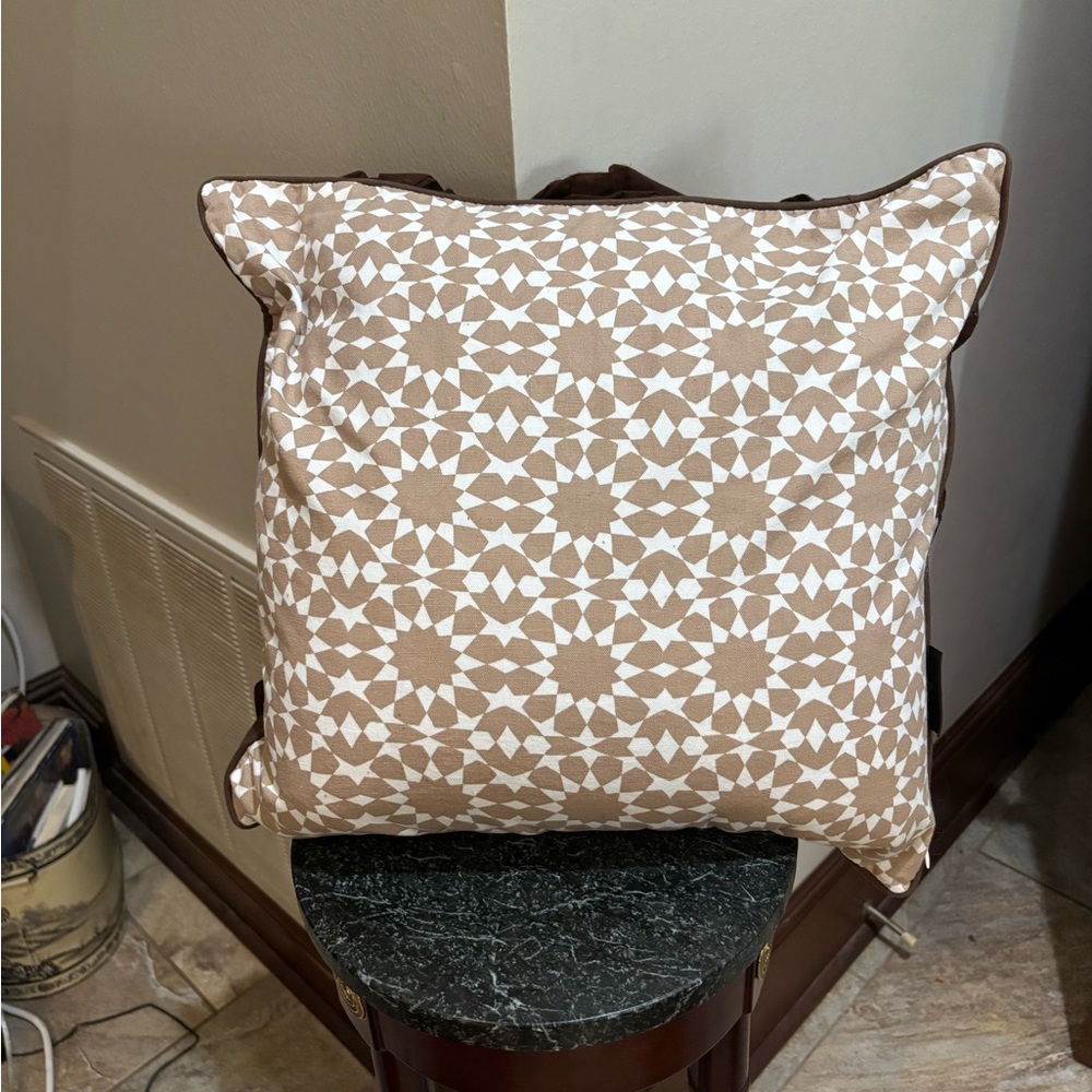 Set Of Three Decorative Pillows. Brown And Pink Rose Appliqué - Picture 9 of 12